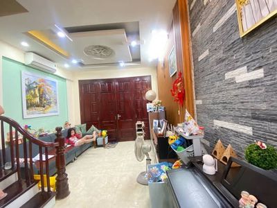 bán nhà 5 tầng Trường Chinh 6 tỷ