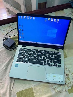 Asus Vivobook Core i3 - 7100U / Hdd 1TB / Pin 2H. Mua bán Laptop tại Thành phố Đồng Xoài Bình Phước được đăng bởi fong X  