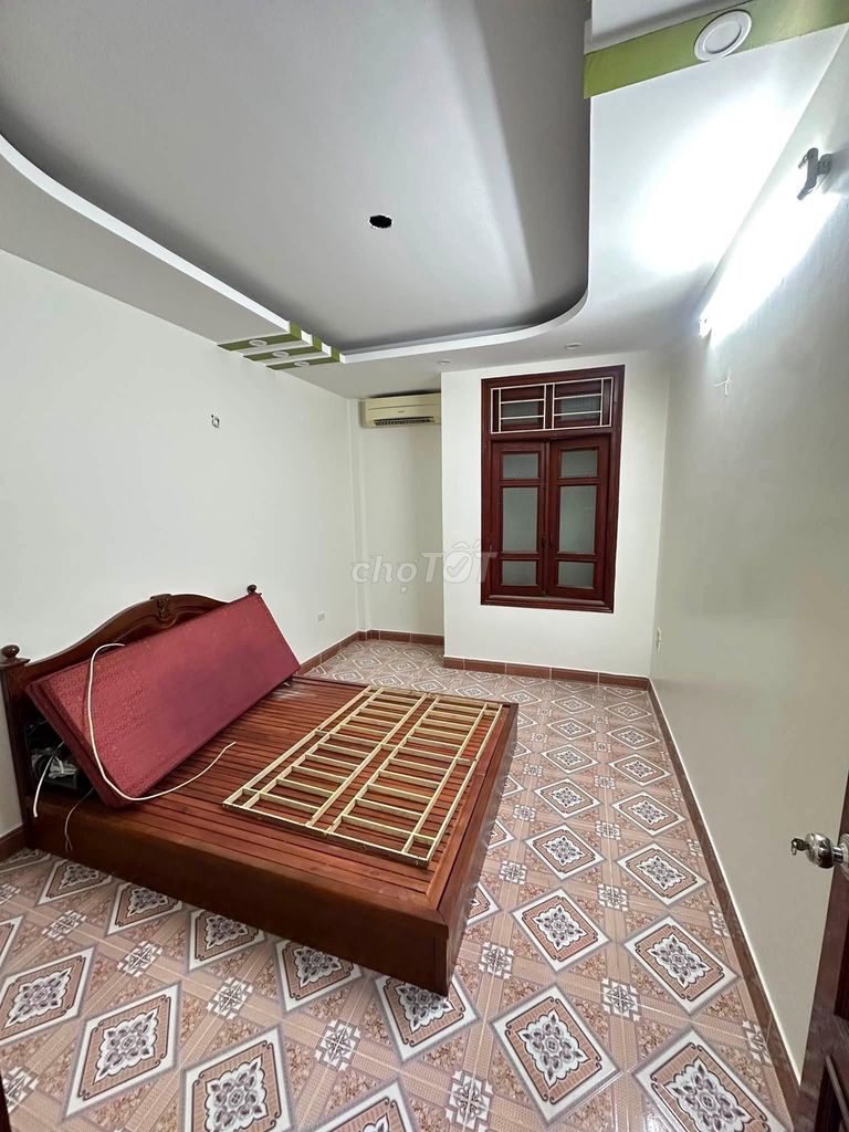 Nhà nguyên căn Xuân La, Tây Hồ, 45m² x 5 tầng, 5PN, 16tr