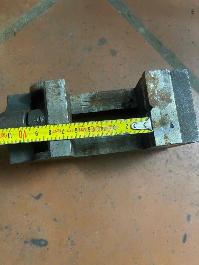 Ê tô mini Kim loại Nhật Bản. Mua bán Đồ chuyên dụng, Giống nuôi trồng tại Huyện Văn Giang Hưng Yên được đăng bởi Chung Nguyen hình 1