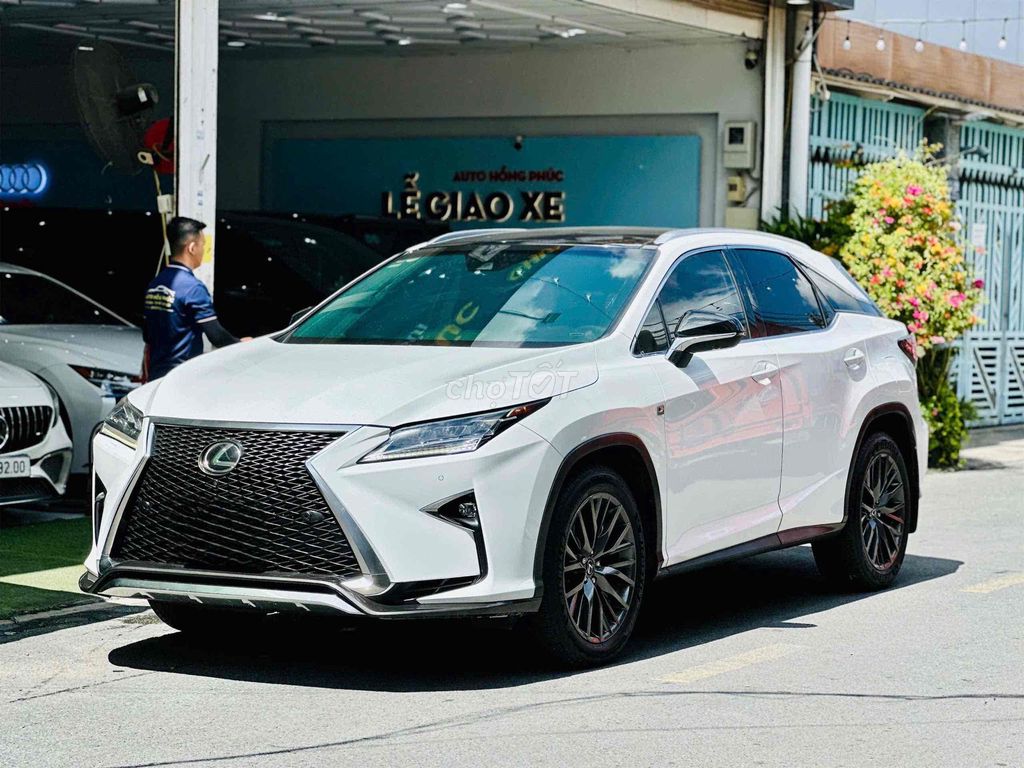 Lexus RX 350 F Sport Model 2017. Mua bán Ô tô tại Quận 8 Tp Hồ Chí Minh được đăng bởi Hồng Phúc hình 1