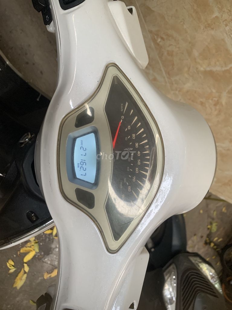 Bán cúp xe ga50cc dáng lx như mới. Mua bán Xe máy tại Quận Hoàng Mai Hà Nội được đăng bởi hung hình 5