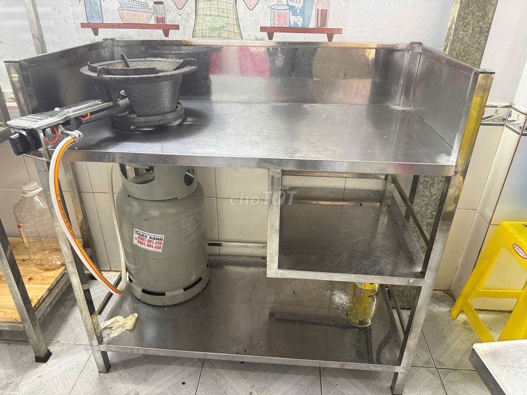 Kệ bếp Inox có chắn gió 1m x 1m x 50cm. Mua bán Tủ, kệ gia đình tại Quận Bình Tân Tp Hồ Chí Minh được đăng bởi Võ Bá Uy hình 1