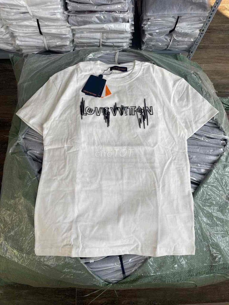 Áo Phông Nam LV Cao Cấp. Mua bán Quần áo tại Quận Bình Tân Tp Hồ Chí Minh được đăng bởi Trúc Phương hình 1