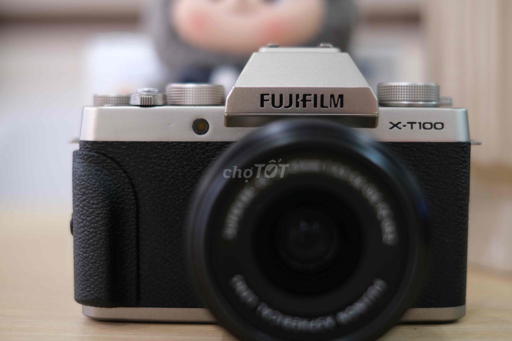 FUJIFILM XT100 GOLD KÈM KIT 15-45MM ĐẸP