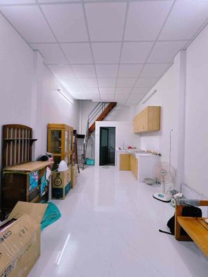 Hẻm Ba Gác Cạnh MT Trần Quốc Toản Quận 3 27M2 - 4 Tỷ x