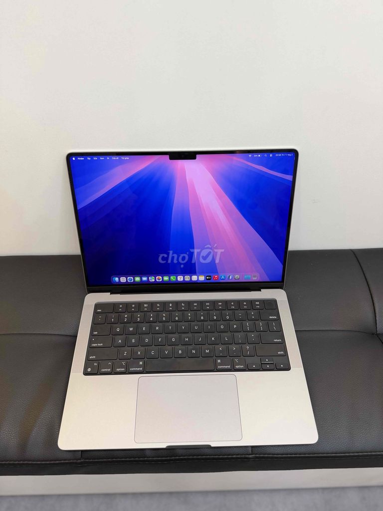 Apple Macbook Pro 14inch M1MAX 64GB/512GB. Mua bán Laptop tại Quận 1 Tp Hồ Chí Minh được đăng bởi HeyMac hình 1