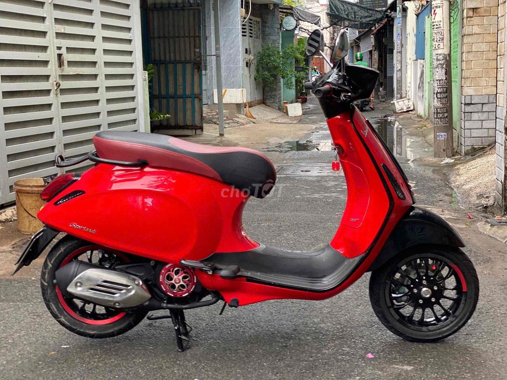 Piaggio Vespa Sprint 2015, красивый, родной мотор, мало б/у
