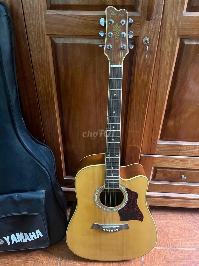 Đàn guitar Acoustic Monica Nâu vàng. Mua bán Nhạc cụ tại Quận Hoàng Mai Hà Nội được đăng bởi Trần Đức Trung hình 1
