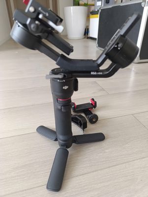 Tay cầm chống rung -  Tay cầm Gimbal DJI RS 3 Mini. Mua bán Máy ảnh, Máy quay tại Thành phố Thủ Đức Tp Hồ Chí Minh được đăng bởi Vũ Hường