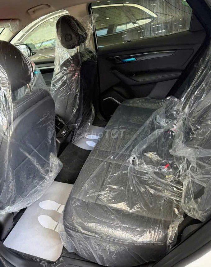 Vinfast VF8 Eco 2022 Trắng Nội Thất Đen. Mua bán Ô tô tại Quận Lê Chân Hải Phòng được đăng bởi Vinfast Ocean Park Gia Lâm Hà Nội hình 4