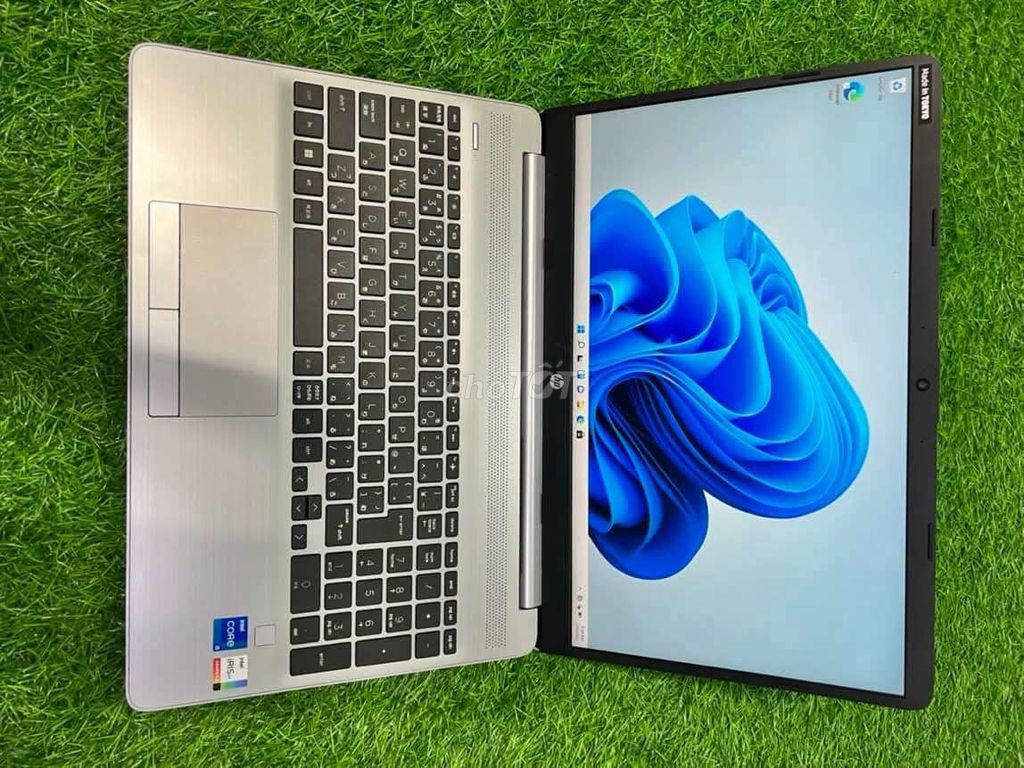 HP Core i5-1135g7 8GB/256GB Bạc. Mua bán Laptop tại Thị xã Tân Uyên Bình Dương được đăng bởi Win Store hình 1