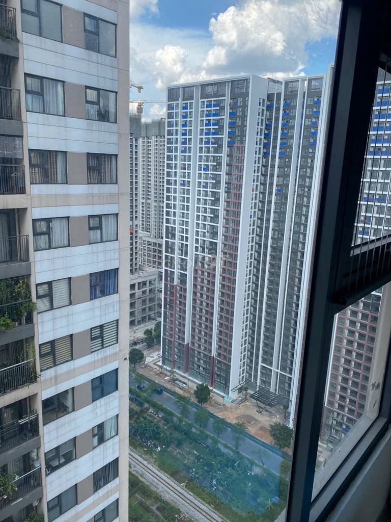 Cho thuê căn hộ Vinhomes Smart City 2PN full đồ