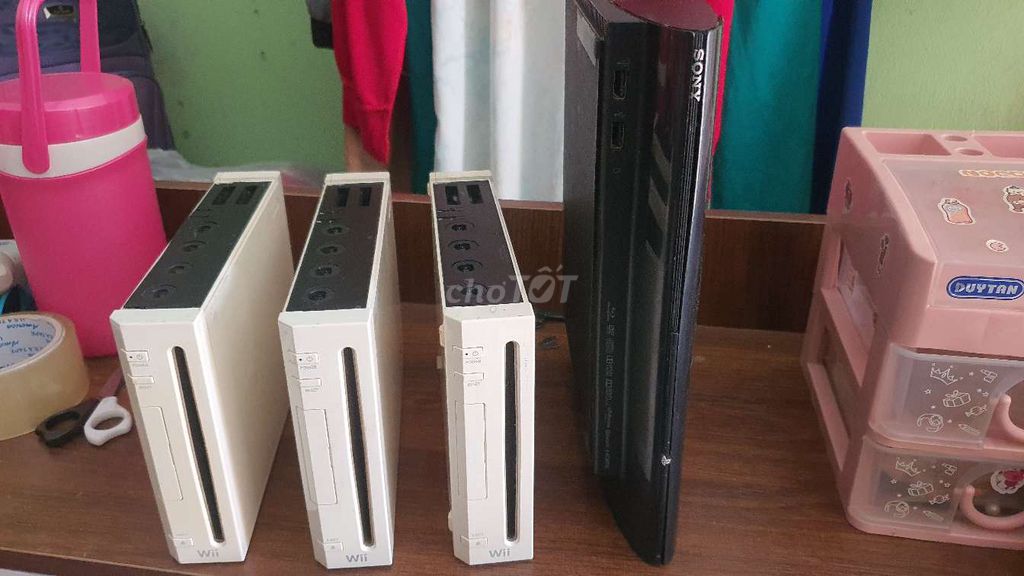 04 Máy chơi game Nintendo Wii U và Sony. Mua bán Thiết bị chơi game tại Thành phố Thủ Dầu Một Bình Dương được đăng bởi Phạm Kim Cương hình 1