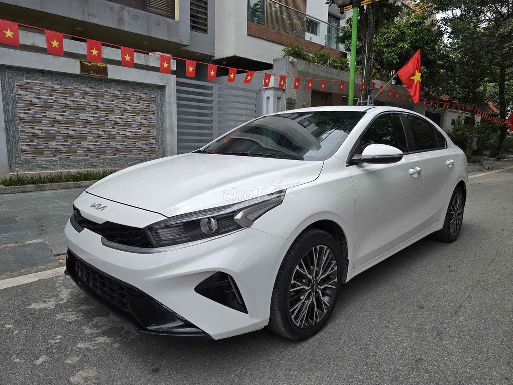 Kia K3 2022 1.6 Luxury - 25000 km. Mua bán Ô tô tại Quận Cầu Giấy Hà Nội được đăng bởi Tuấn Xe Lướt  hình 2