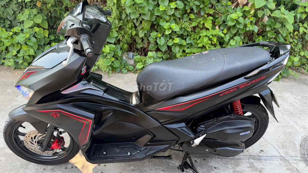 Honda Air Blade 2018 юбилейная черная