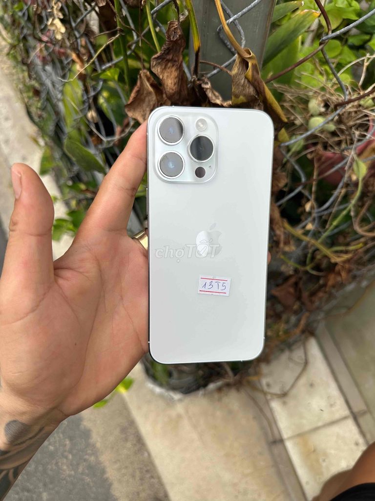 Apple iPhone 13 Pro Max 128GB Trắng 85%. Mua bán Điện thoại tại Quận Tân Bình Tp Hồ Chí Minh được đăng bởi Nguyễn Thắng Mobile hình 1