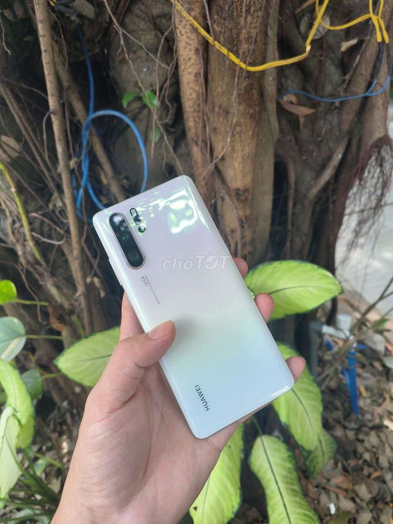 Huawei P30 Pro 128GB quốc tế Trắng 99%. Mua bán Điện thoại tại Thành phố Thủ Dầu Một Bình Dương được đăng bởi HUNG MOBILE  hình 1