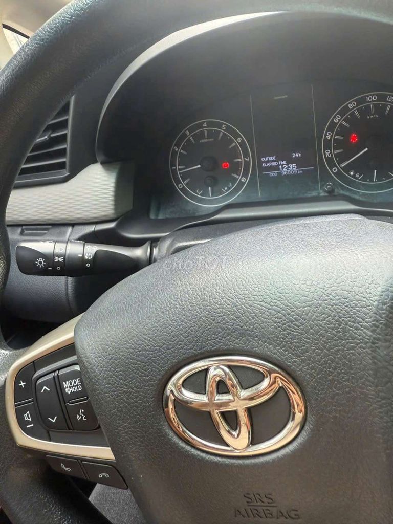 Toyota Innova 2018 Nâu vàng Số sàn. Mua bán Ô tô tại Quận 5 Tp Hồ Chí Minh được đăng bởi Triệu Phú  hình 12