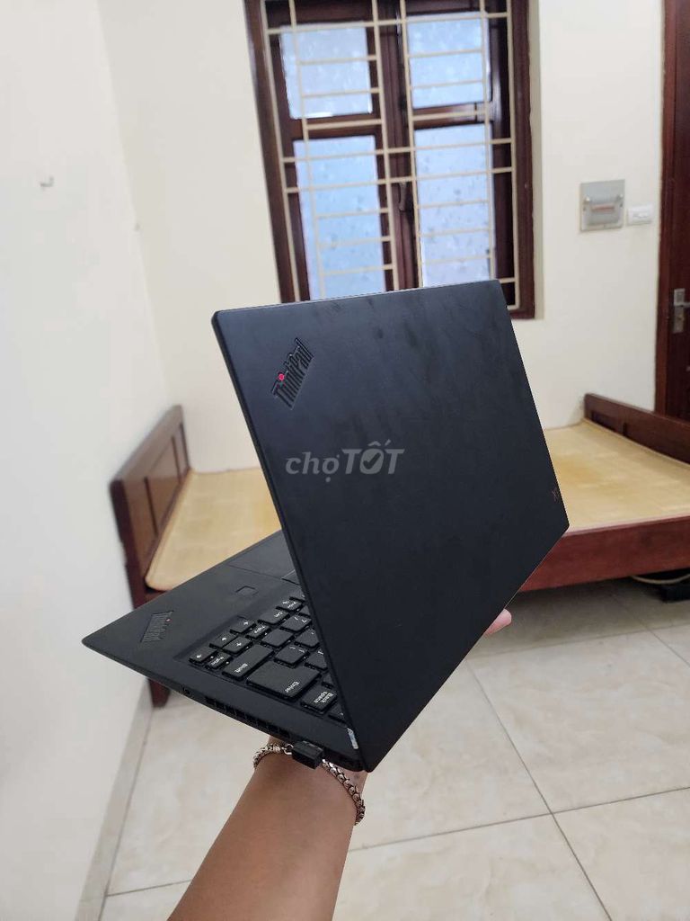 Lenovo ThinkPad X1 Carbon Gen 6 i5-7300U 8GB use. Mua bán Laptop tại Quận Hà Đông Hà Nội được đăng bởi Đỗ Mạnh Thành hình 1