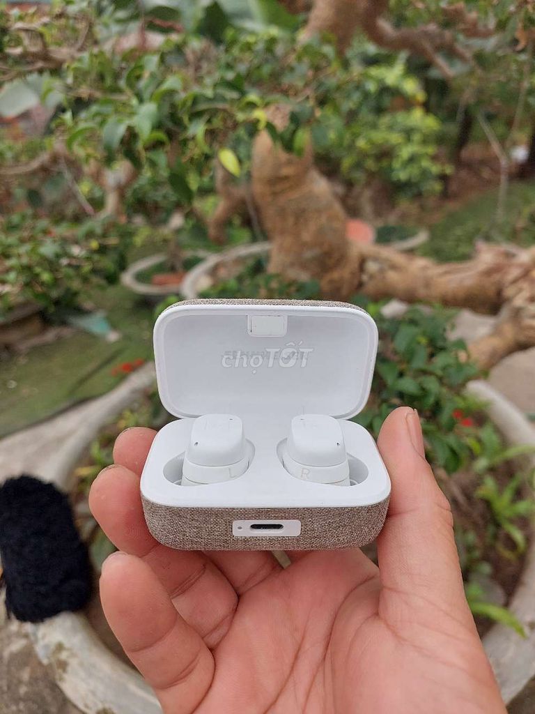 giao lưu Tai nghe Sennheiser Trắng. Mua bán Tivi, Âm thanh tại Quận Cầu Giấy Hà Nội được đăng bởi trần thành hình 1