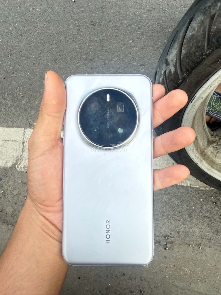 Cần bán Magic 7pro. Mua bán Điện thoại tại Thành phố Thuận An Bình Dương được đăng bởi Son Nguyen hình 1