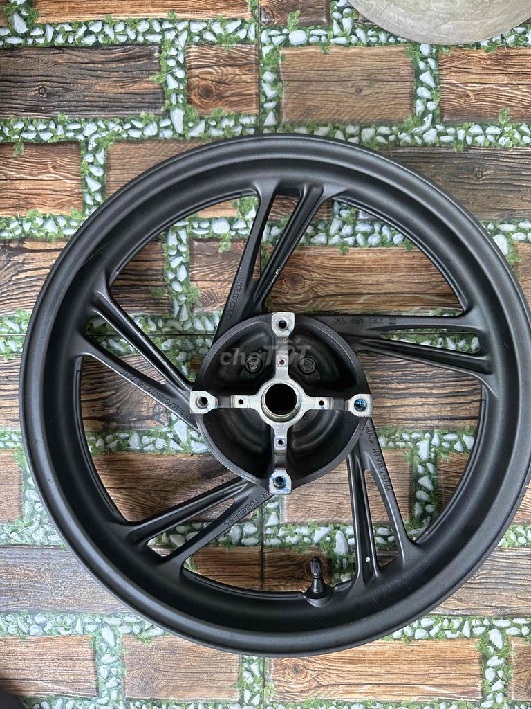 Niềng xe sh đời mới. Mua bán Phụ tùng xe tại Thành phố Bến Tre Bến Tre được đăng bởi bÚn hình 2