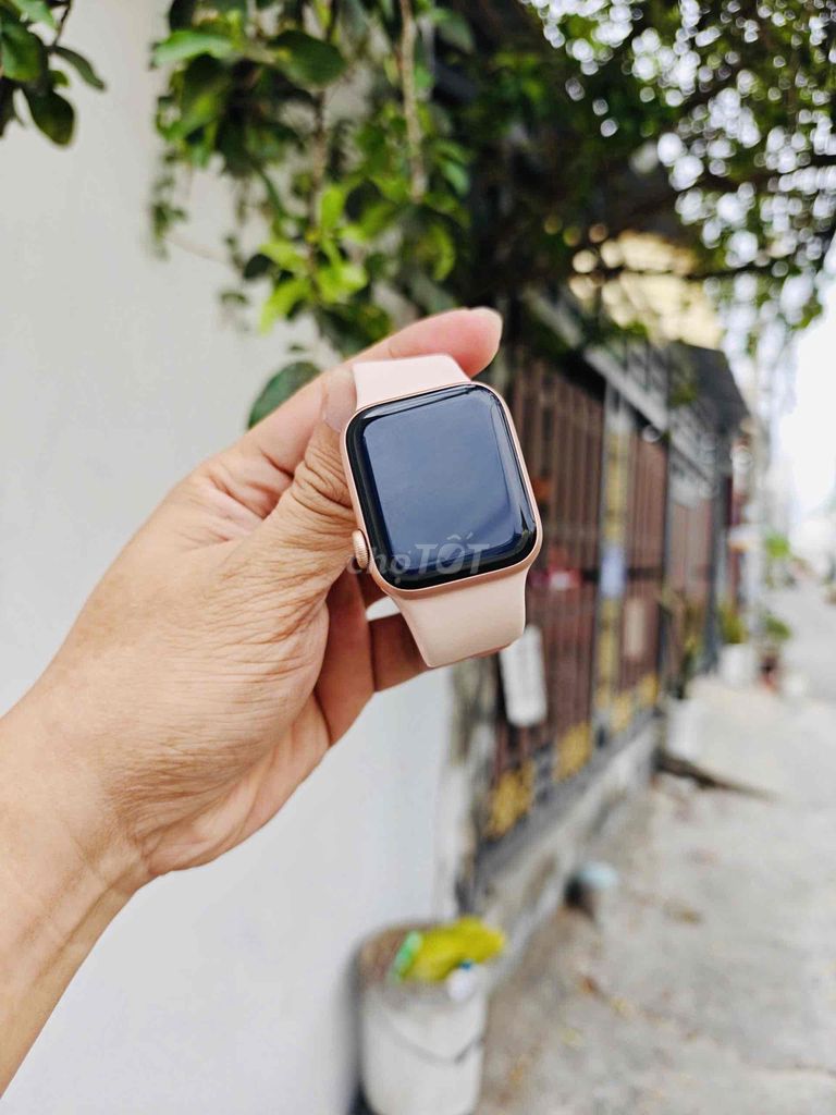 Apple Watch Se Hồng Size 40mm đẹp 99% Pin 98%