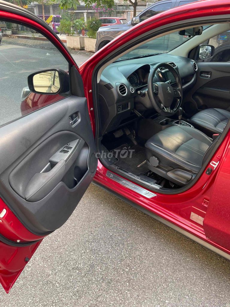 Mitsubishi Attrage 1.2 CVT 2022 cực đẹp