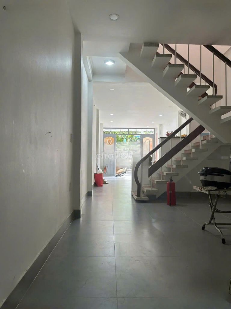 Дом 55/ Nguyen Van Cong, р. 3, Говап