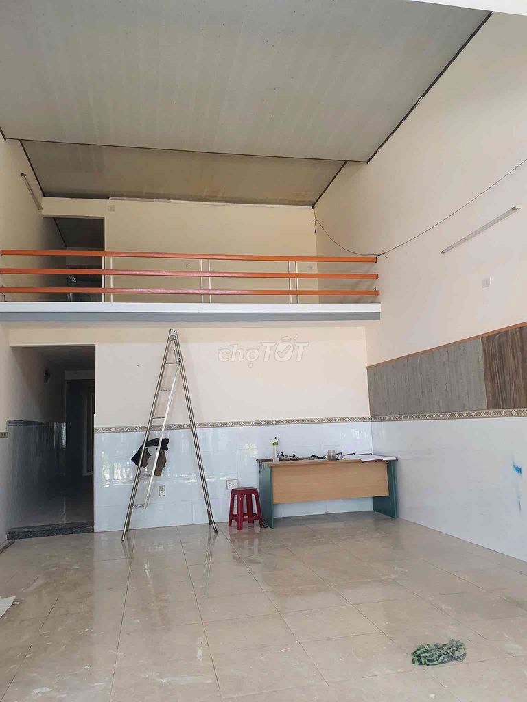 🇻🇳 nhà gác lững 3pn đường bàu năng gần lý thái thông