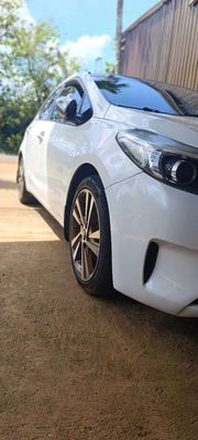 Kia Cerato 2018 1.6 MT - 450000 km. Mua bán Ô tô tại Huyện Krông Búk Đắk Lắk được đăng bởi NGUYỄN BÁ QUẢNG OFFICIAL