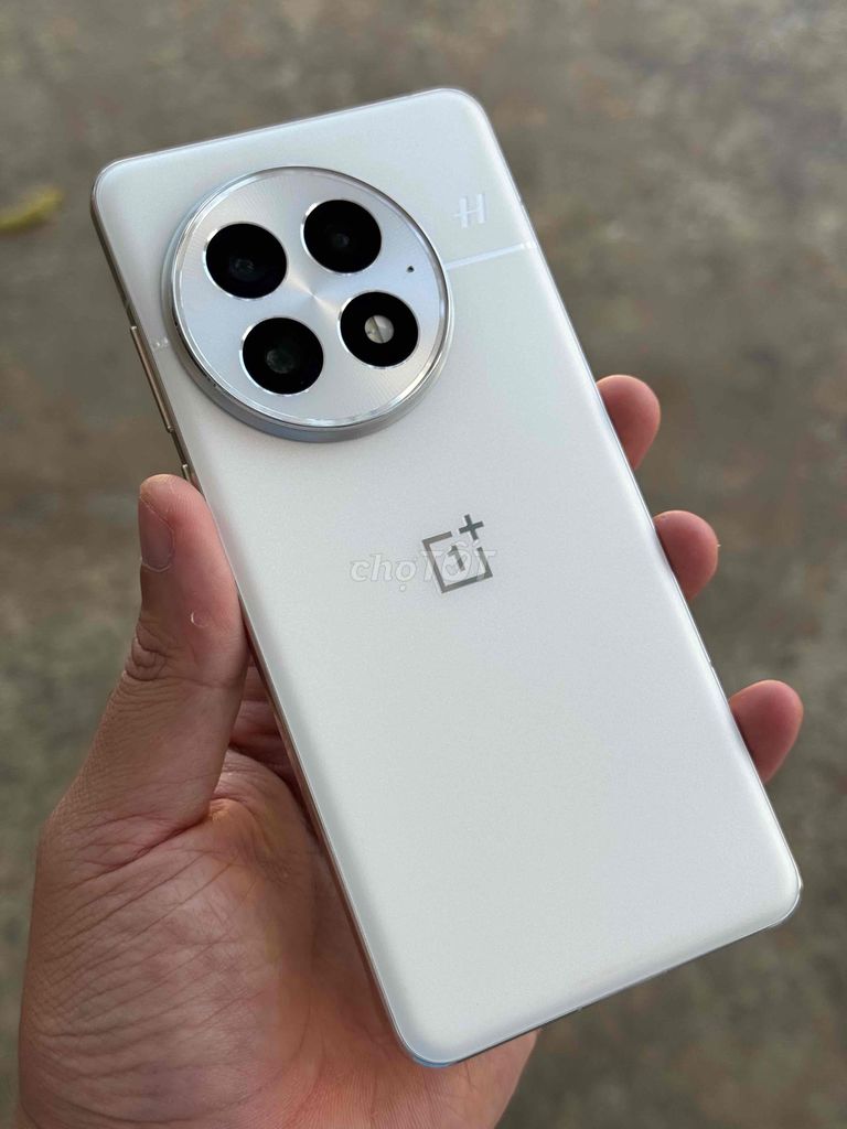 OnePlus 13 12/256GB Trắng. Mua bán Điện thoại tại Thành phố Buôn Ma Thuột Đắk Lắk được đăng bởi HN Mobile BMT hình 1