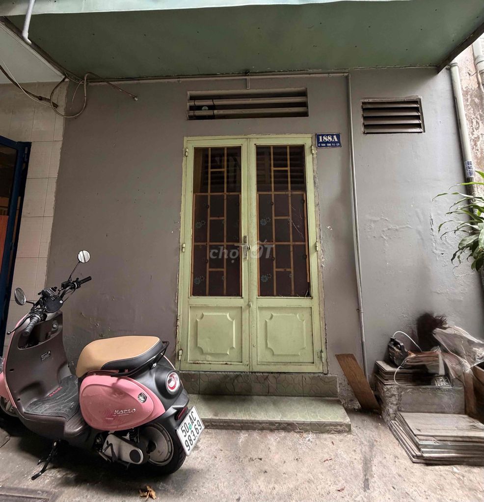 Аренда · 3 комн. · 12 м² · Quận Tân Bình, ул. Đường Võ Thành Trang