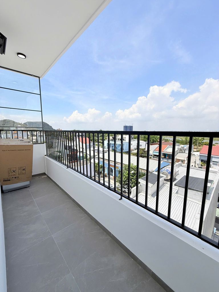 Quiet 1-bedroom apartment with balcony on Sơn Thủy 8 — photo 5