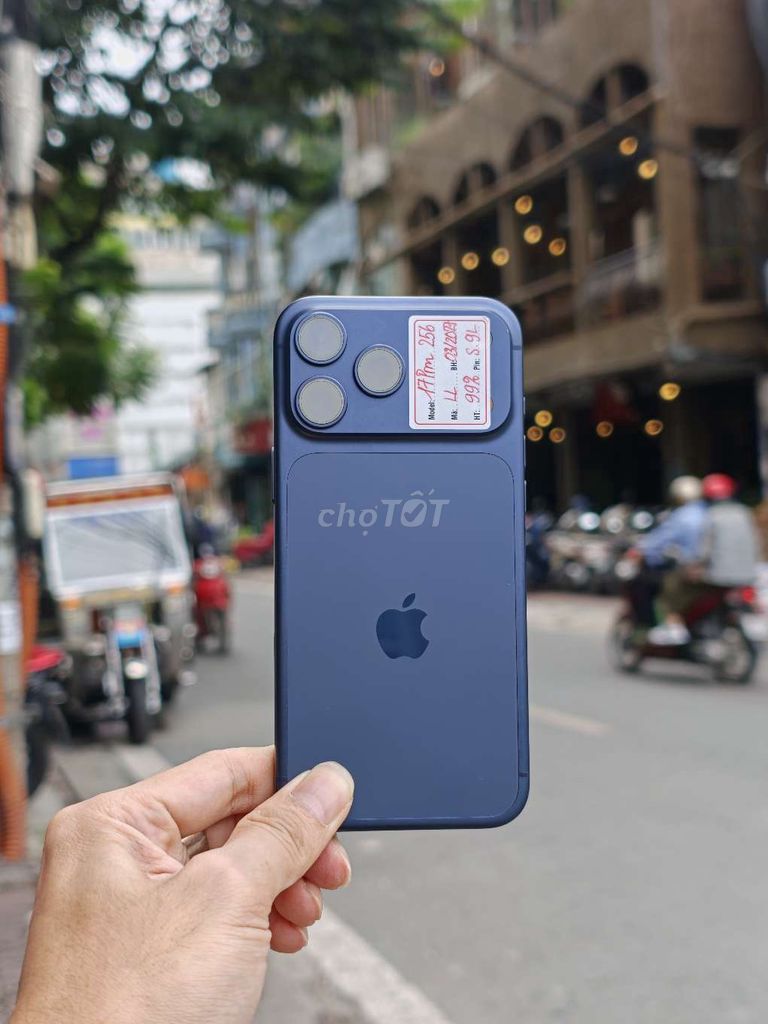 iPhone 17Promax256Gb Blue Likenew Sạc 9 lần. Mua bán Điện thoại tại Quận Đống Đa Hà Nội được đăng bởi Quý Hoàng hình 1