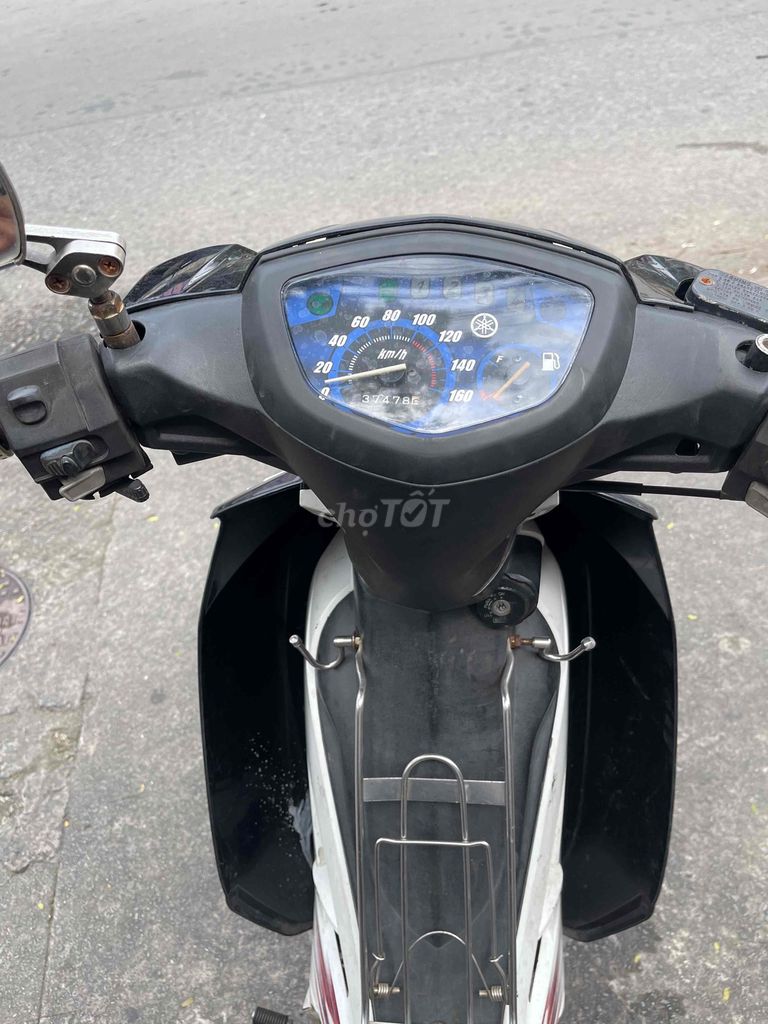 Yamaha Sirius RC Đen trắng đỏ. Mua bán Xe máy tại Thành phố Dĩ An Bình Dương được đăng bởi kha nguyen  hình 4