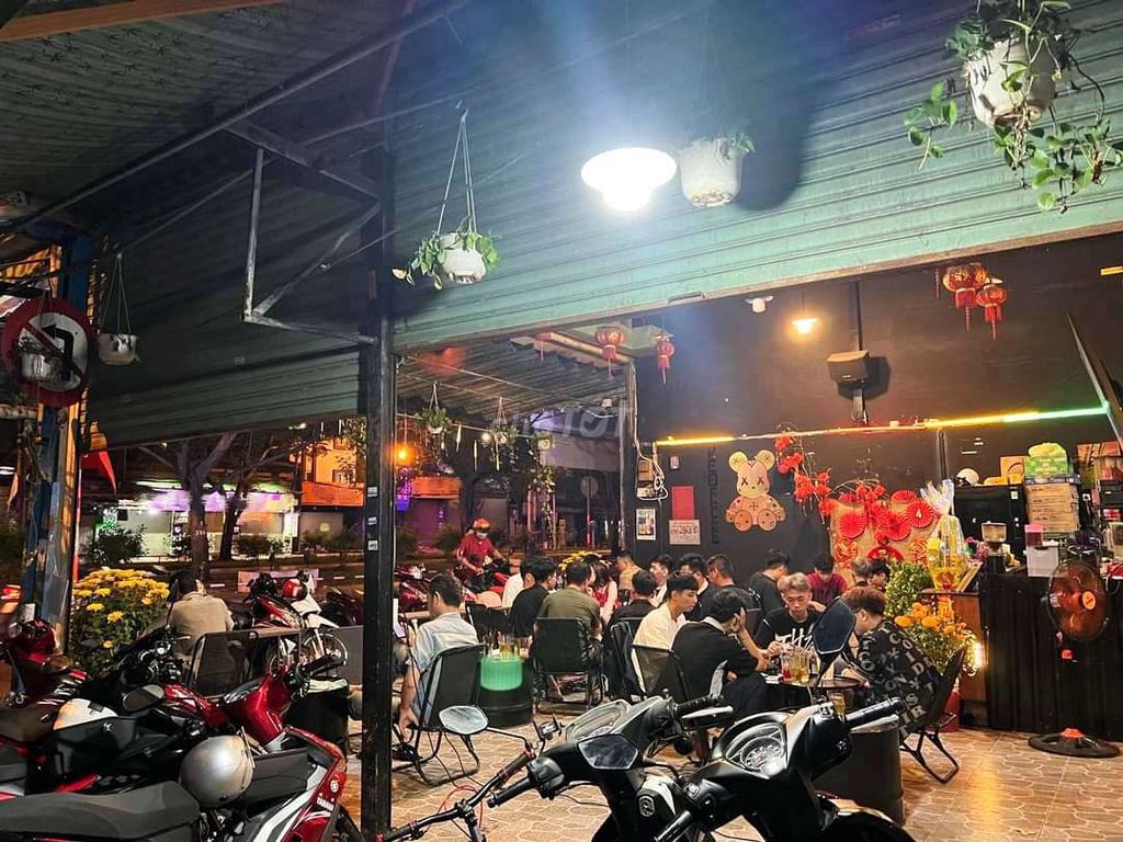 Sang quán cafe căn góc 2 mặt tiền phường Bình Hưng Hòa A Bình Tân