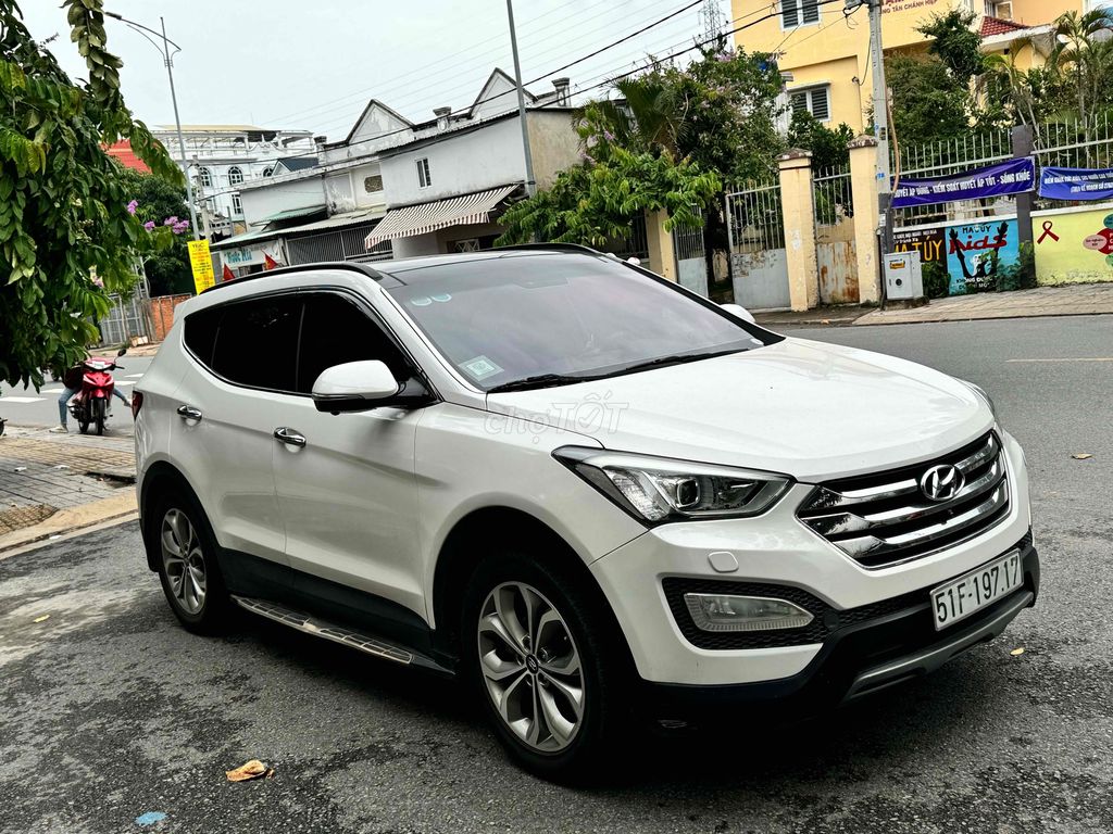 Hyundai Santa Fe 2016 bản Full máy dầu