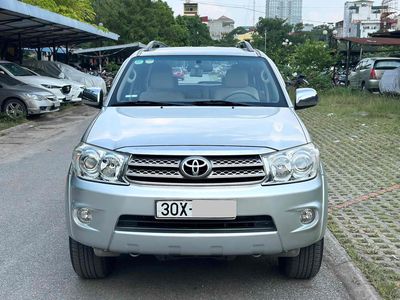 Toyota Fortuner 2010 2.7V 4x4 AT - 150000 km 1 Chủ. Mua bán Ô tô tại Quận Cầu Giấy Hà Nội được đăng bởi Vũ Kiên