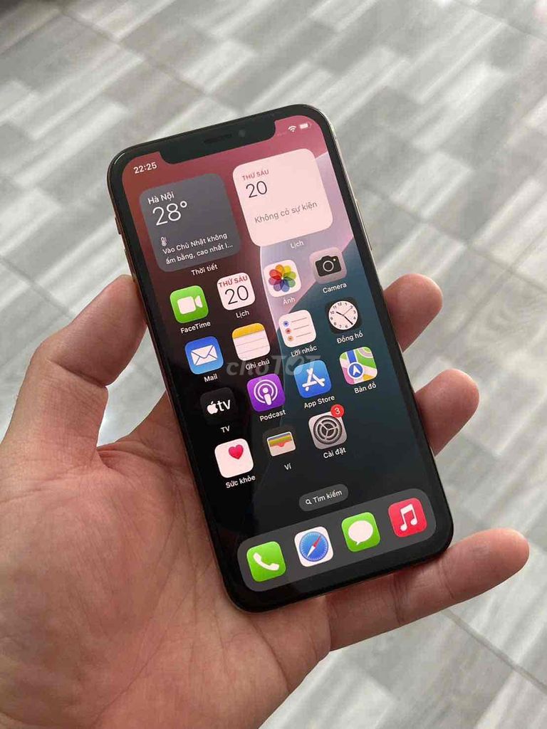 Apple iPhone XS 64GB Vàng Quốc tế. Mua bán Điện thoại tại Quận Ninh Kiều Cần Thơ được đăng bởi Nguyên Mobile Thanh Lý Đổi Máy hình 1