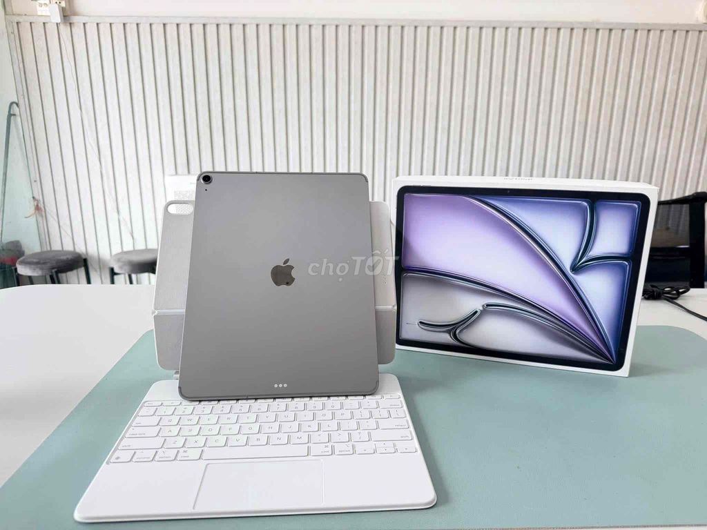 Apple iPad Air M3 1TB 5G Xám 13 inch. Mua bán Máy tính bảng tại Thành phố Thủ Đức Tp Hồ Chí Minh được đăng bởi Lê Thị Thủy hình 1