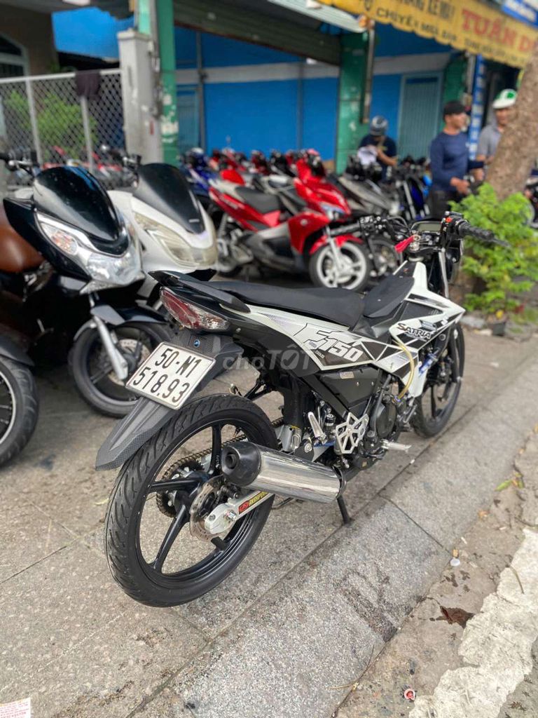 Suzuki Satria Fi 2020 mới 90% Bstp chính chủ. Mua bán Xe máy tại Quận Tân Phú Tp Hồ Chí Minh được đăng bởi Tuanduy hình 3