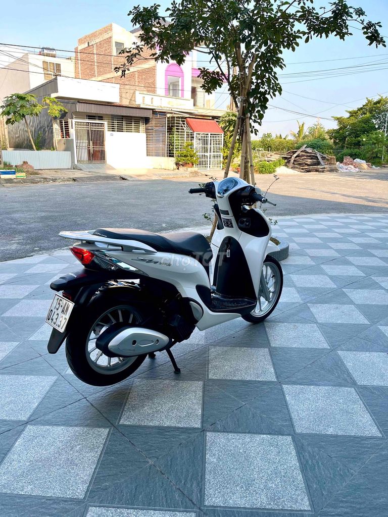 Honda SH Mode Trắng đã dùng. Mua bán Xe máy tại Huyện An Dương Hải Phòng được đăng bởi Xe Máy Khang Chi hình 4
