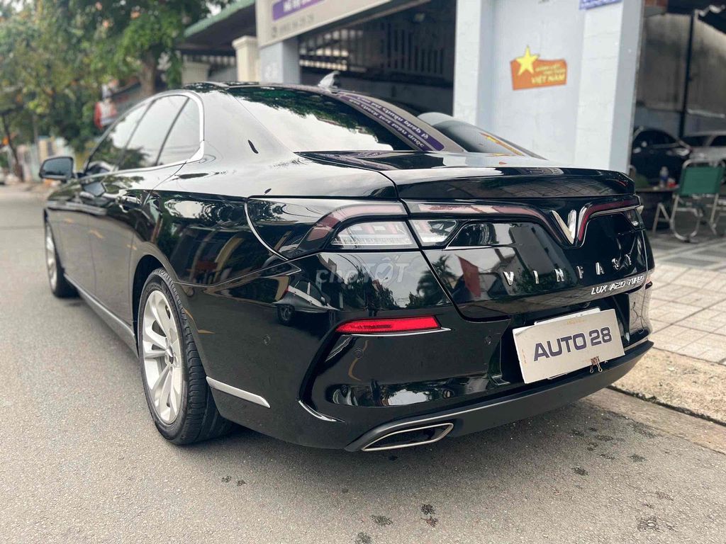 VinFast Lux A Plus 2022 Черный 29 000 км