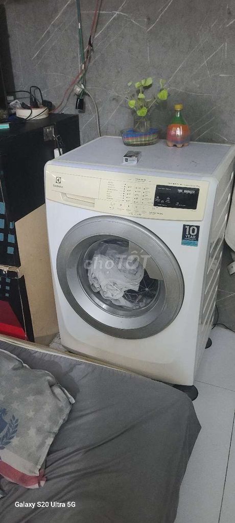 Máy giặt Electrolux 8kg cửa trước Inverter Trắng. Mua bán Máy giặt tại Huyện Hóc Môn Tp Hồ Chí Minh được đăng bởi nguyen hình 1