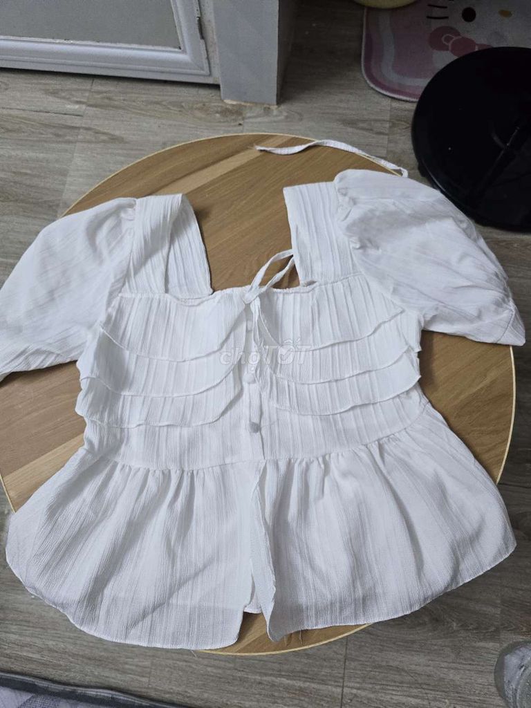 Áo babydoll nữ Freesize Trắng Đã qua sử dụng. Mua bán Quần áo tại Quận Bình Thạnh Tp Hồ Chí Minh được đăng bởi Lê Ngọc Bảo Trân hình 1