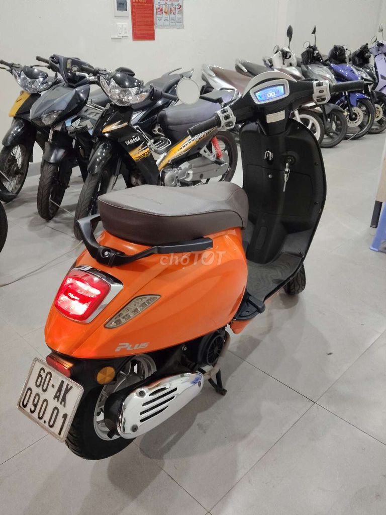 Xe máy tay ga 50cc màu Cam. Mua bán Xe máy tại Huyện Trảng Bom Đồng Nai được đăng bởi đinh long hình 2