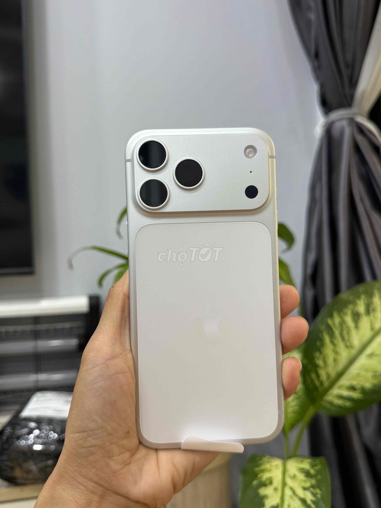 iPhone 17 Promax 256GB Quốc tế Trắng chưa Active. Mua bán Điện thoại tại Huyện Hóc Môn Tp Hồ Chí Minh được đăng bởi Nguyễn Thu hình 1