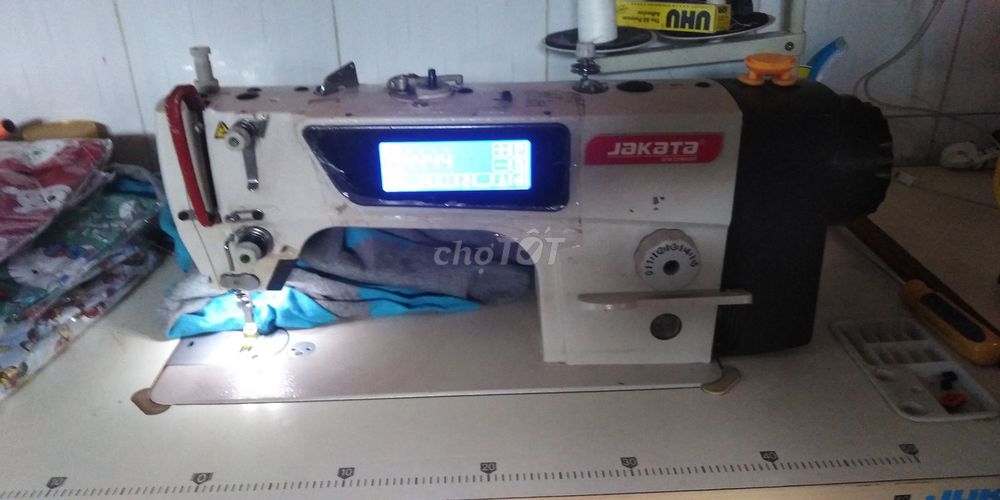 Cần sang gấp dàn máy may cho a e mở tổ hợp.